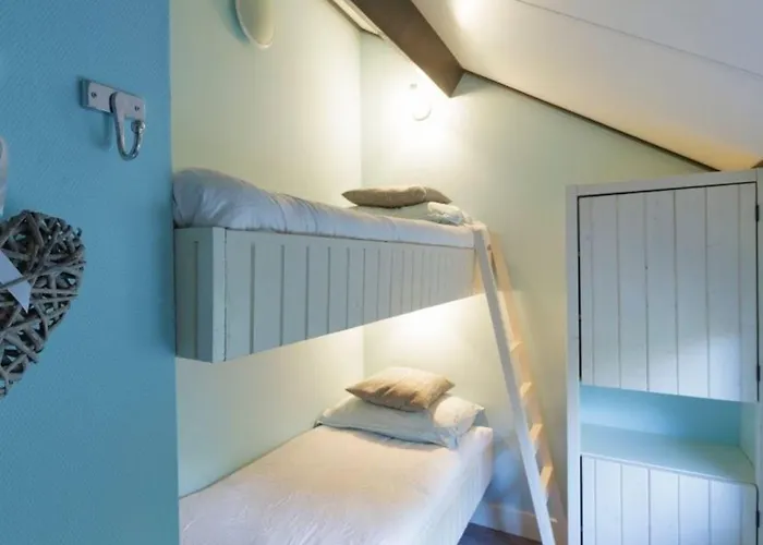 Heivlinder 4p 빌라 에르멜로